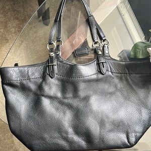 COACH LEATHER BAG! BLACK